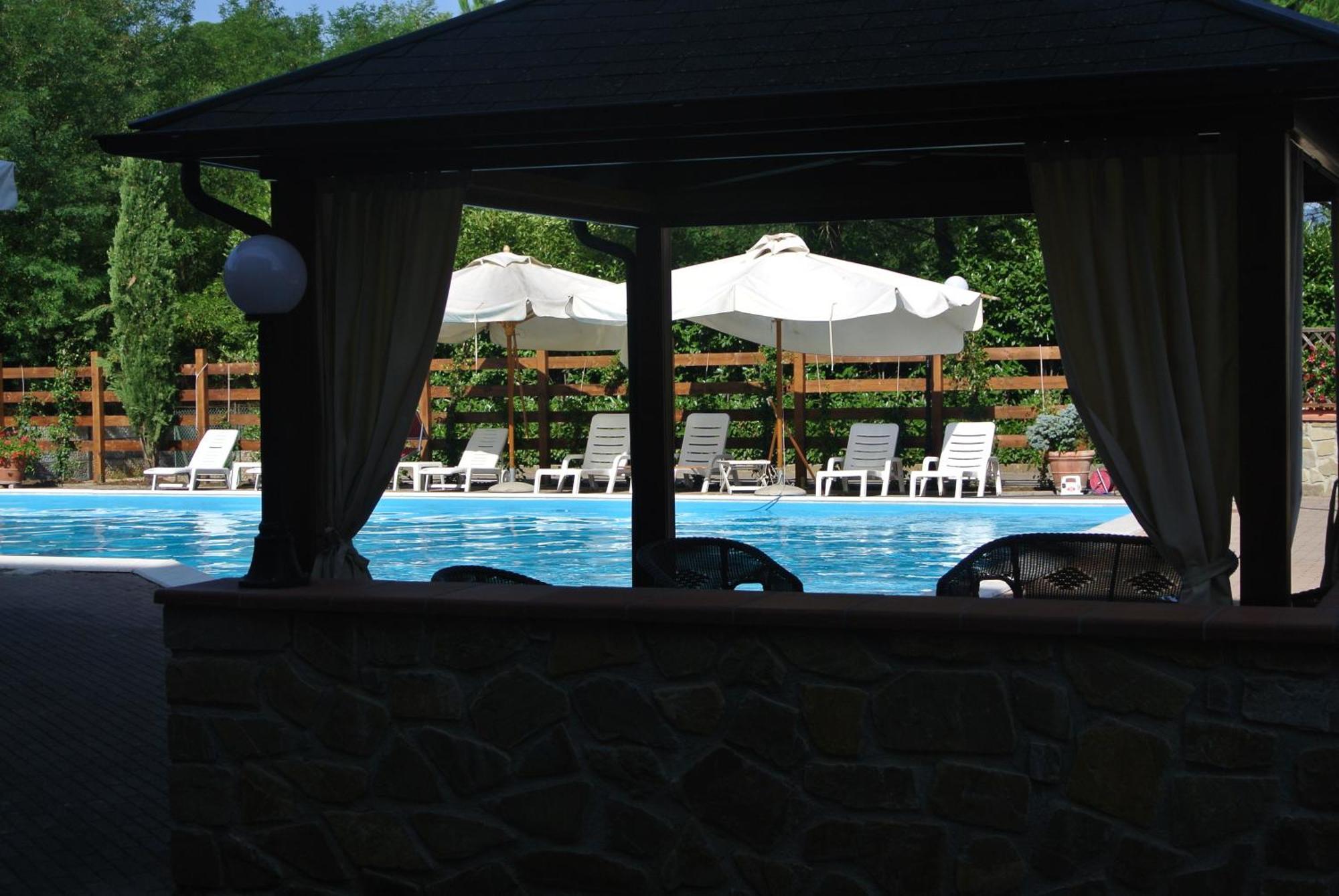 Parc Hotel Poppi Exterior foto